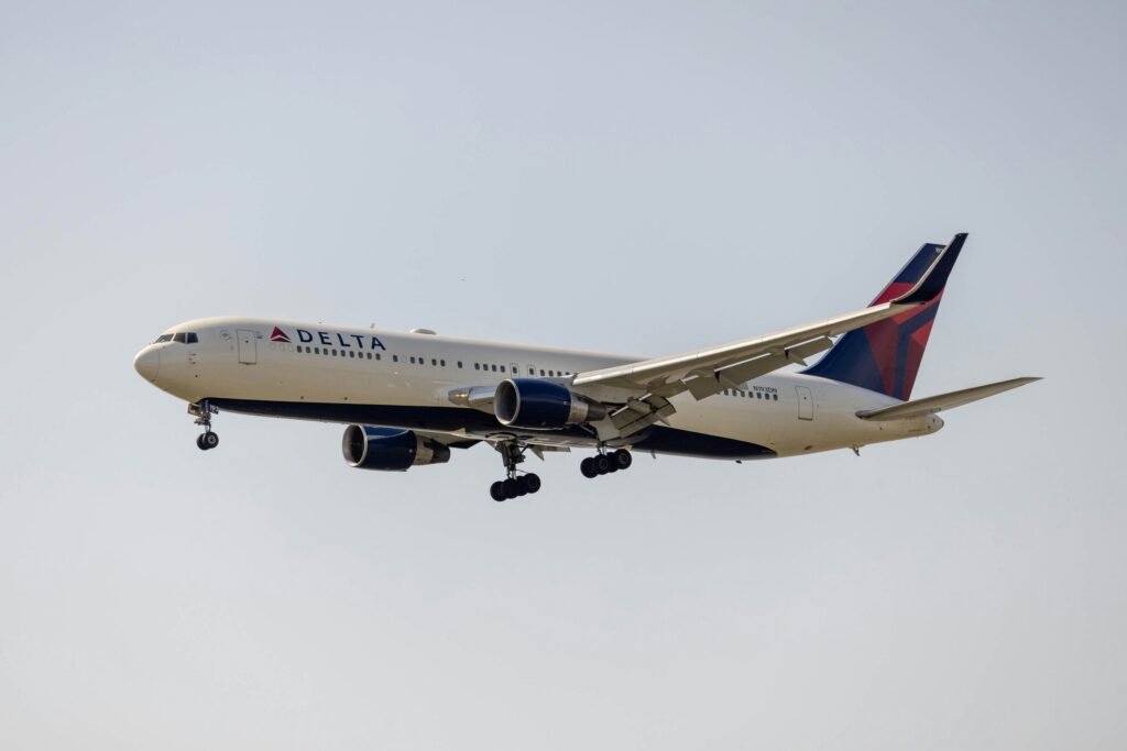 Delta Connection DL3543 Emergency Landing: A Deeper Dive Delta Connection DL3543 Emergency Landing